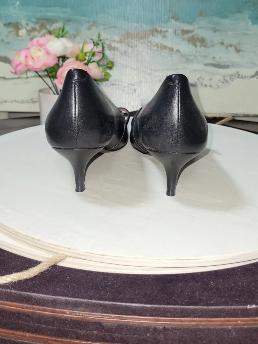Vionic Black Leather Pumps [Item #SP07]